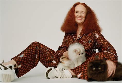 grace coddington cat capsules.